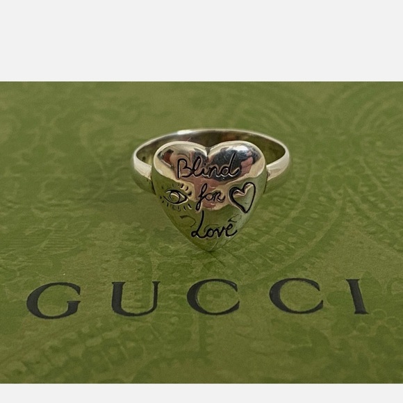 Gucci Silver Blind Love Heart Ring Size 7 - Picture 1 of 9